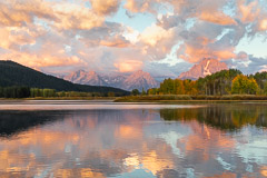Sunrise with Mount Moron at Oxbow Bend - Grand Tetons NP